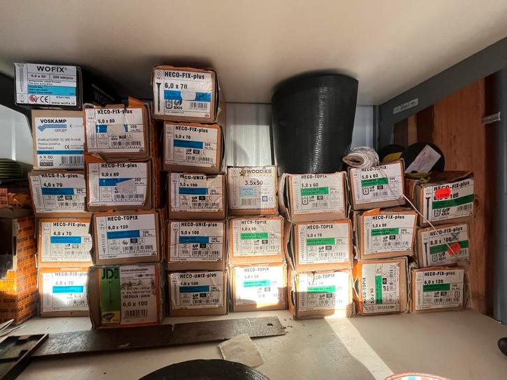 Diverse schroeven Rvs etc, Doe-het-zelf en Verbouw, IJzerwaren en Bevestigingsmiddelen, Zo goed als nieuw, Schroeven, Rvs, Ophalen