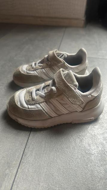 Adidas gympen beschikbaar voor biedingen
