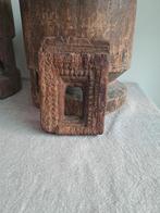 Houten altaar tempel India, Ophalen of Verzenden
