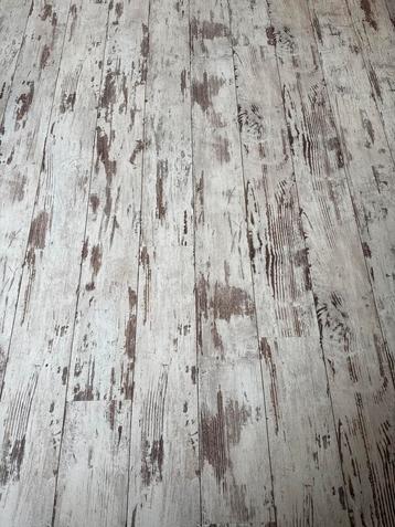 ZGAN: Landelijk (Hout motief) laminaat beschikbaar voor biedingen