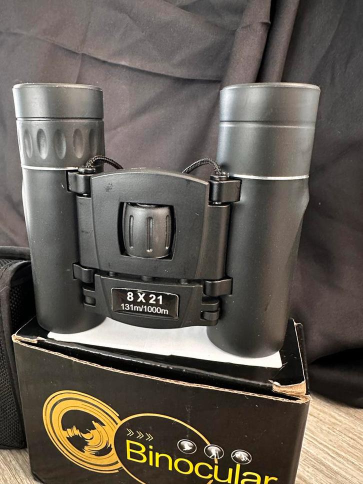 10x42 HD Verrekijker - Nieuw in Doos!, Audio, Tv en Foto, Optische apparatuur | Verrekijkers, Nieuw, Dakkant (recht), 8 tot 12x