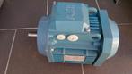 ABB M3AA090 LB-2, Doe-het-zelf en Verbouw, Motoren, Ophalen, Nieuw, Elektromotor