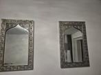 Oosterse spiegels (2) en etagère, Ophalen