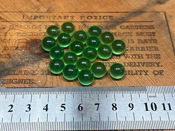 Green uranium marbles beschikbaar voor biedingen