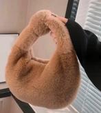 Nieuw. Mooi beige/ harige/ feest / tas met rits, Motoren, Ophalen of Verzenden, Nieuw