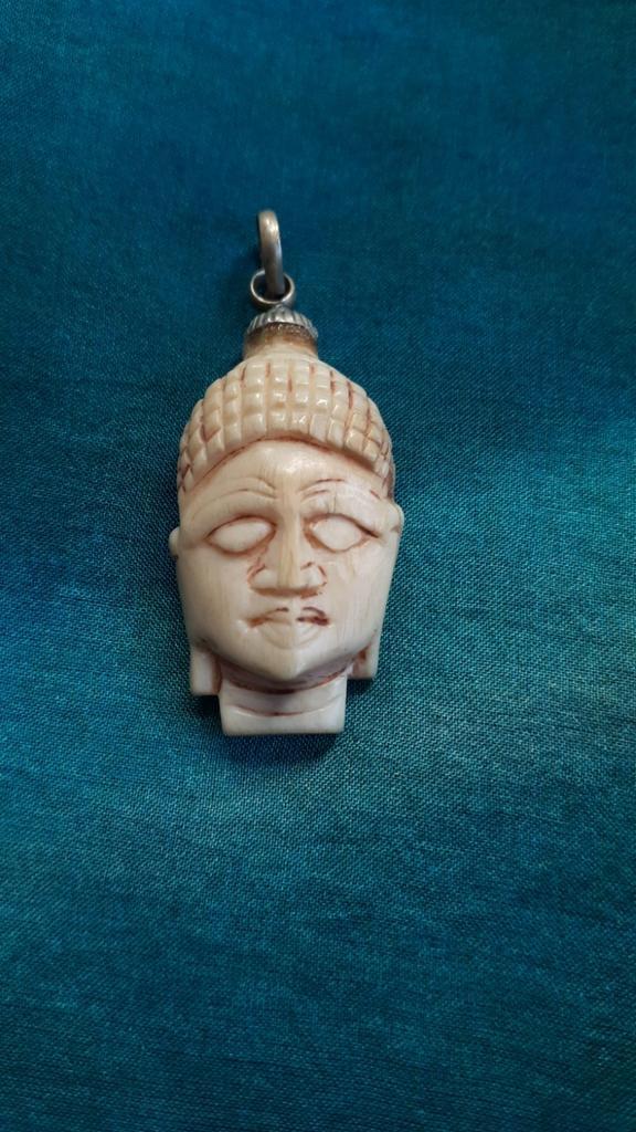 Oude Hanger Boeddha Natuurlijk Materiaal., Sieraden, Tassen en Uiterlijk, Antieke sieraden, Hanger, Overige materialen, Verzenden