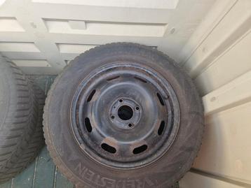 Vredestein Winterbanden 195/65 R15 - 4x108 beschikbaar voor biedingen