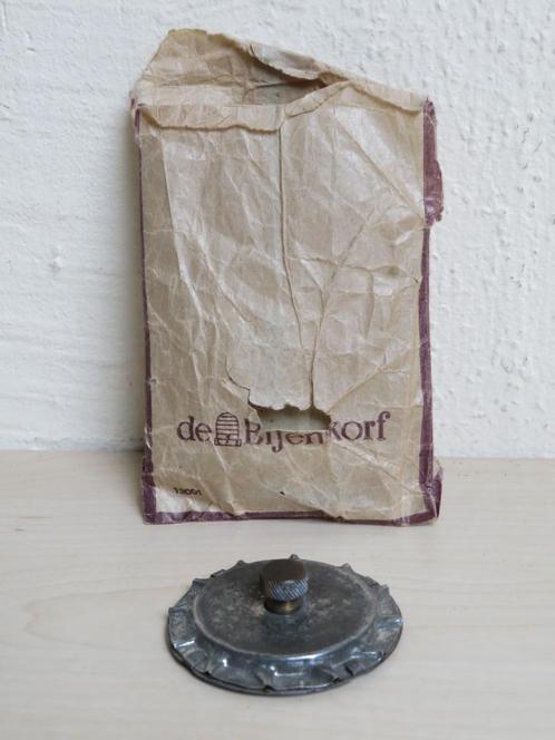Antiek Borduur apparaat "Eureka", in oud Bijenkorf zakje, Verzamelen, Kleding en Patronen, Gebruikt, Overige typen, Ophalen of Verzenden