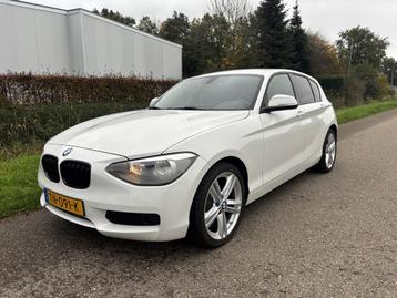 BMW 1-serie 116i Executive / NAVI / AIRCO ECC / CRUISE / 153 beschikbaar voor biedingen