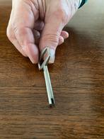 Metalen Sleutel, Antiek en Kunst, Antiek | Klokken, Ophalen of Verzenden