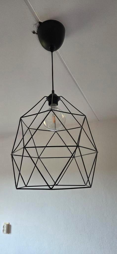 Brunsta / havsdjup Moderne hanglamp met geometrisch design, Huis en Inrichting, Lampen | Hanglampen, Zo goed als nieuw, 50 tot 75 cm