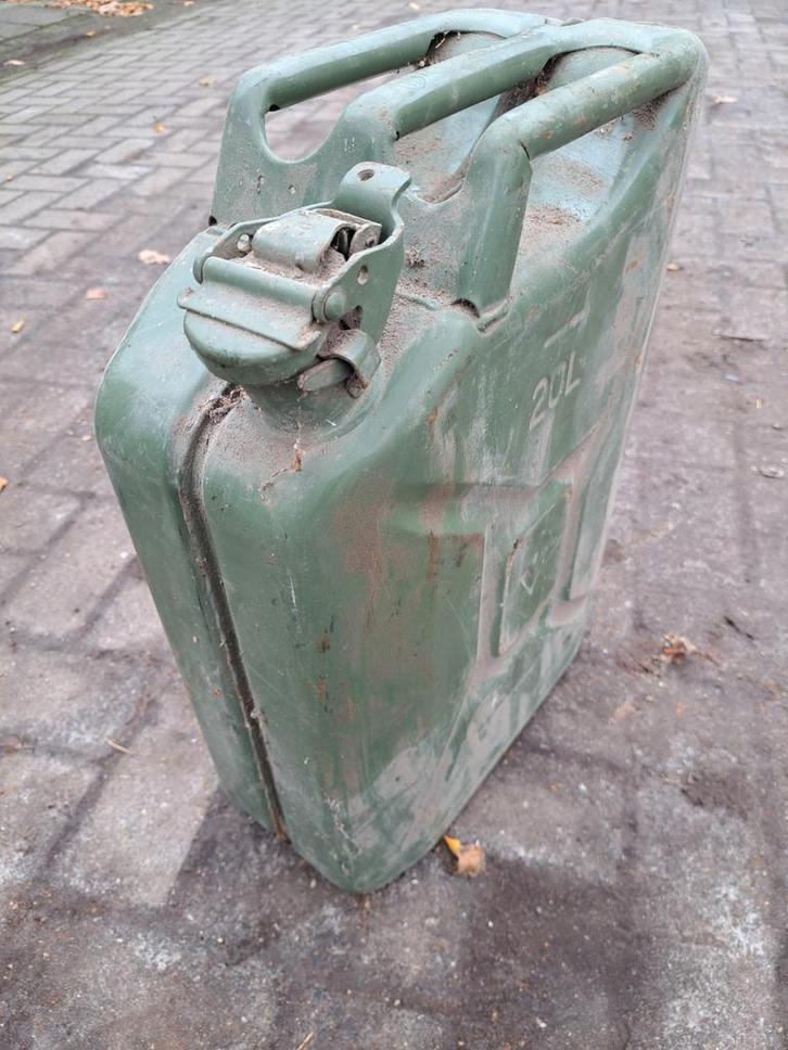 Jerrycan 20 liter - Brandstof jerrycan, Auto diversen, Auto-accessoires, Gebruikt, Ophalen