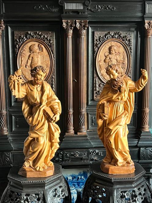 Heilige Petrus en Paulus in houtsnijwerk 60 cm en 3,8 kg elk, Antiek en Kunst, Antiek | Religie, Ophalen