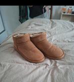 Lage Uggs, Kleding | Dames, Ophalen of Verzenden, Zo goed als nieuw, Bruin