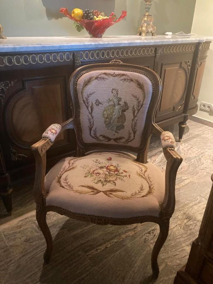 dames fauteuil petit point-geborduurd biedermeier stoel zgan, Huis en Inrichting, Fauteuils, Zo goed als nieuw, Hout, 50 tot 75 cm