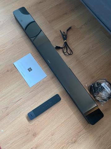 Nette Bose Soundbar 700  beschikbaar voor biedingen