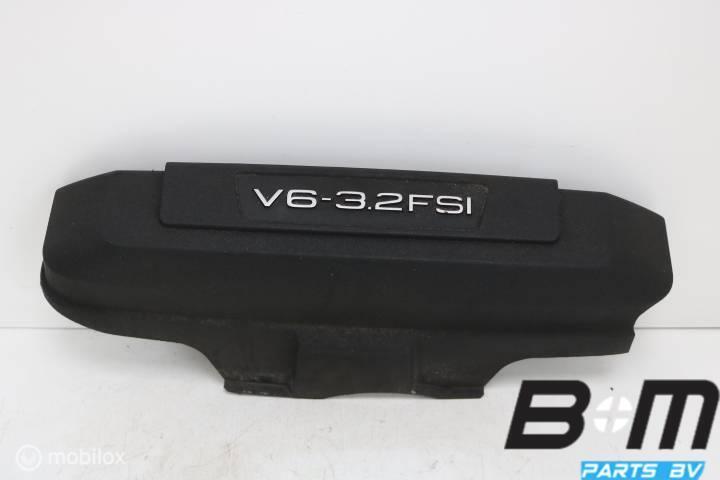 Inlaatspruitstukafdekking Audi A6 4F 3.2 FSI AUK 06E103925H, Gebruikt