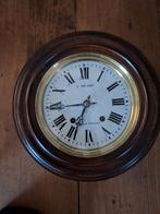 Klok. Mooie oude schoolklok., Huis en Inrichting, Ophalen, Gebruikt, Wandklok