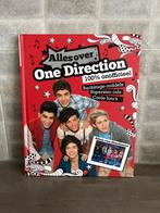 One Direction - Muziekboek vol info roddels en foto’s, Ophalen of Verzenden, Gelezen, Artiest