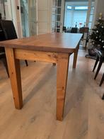 Grenen keukentafel met 4 stoelen, Huis en Inrichting, Tafels | Eettafels, Ophalen, Gebruikt, Boeren-uitstraling. Stevige massieve poten en balken