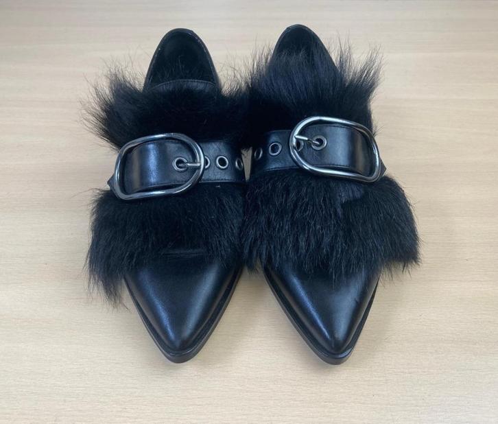 Zinda leer instappers loafers zwart mt 38 nieuwstaat, Kleding | Dames, Schoenen, Zo goed als nieuw, Instappers, Zwart, Ophalen of Verzenden