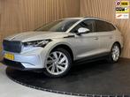 Skoda Enyaq iV 60|TREKHAAK|VOLLEDER|STOEL-, STUURVERW.|ELEK, Auto's, Skoda, Automaat, Achterwielaandrijving, Gebruikt, Zwart
