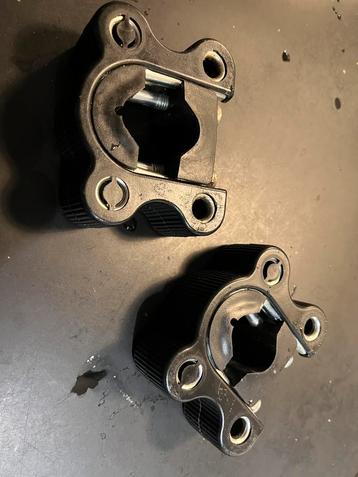 2 adapters fietsstoeltje voor beschikbaar voor biedingen