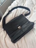 Leren laptoptas Burkely, Computers en Software, Laptoptassen, Ophalen of Verzenden, 15 inch, Zo goed als nieuw, Aktetas