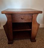Eiken Kastje 50 x 45 hoogte 47, Huis en Inrichting, Woonaccessoires | Krantenbakken en Lectuurbakken, Ophalen of Verzenden, Zo goed als nieuw