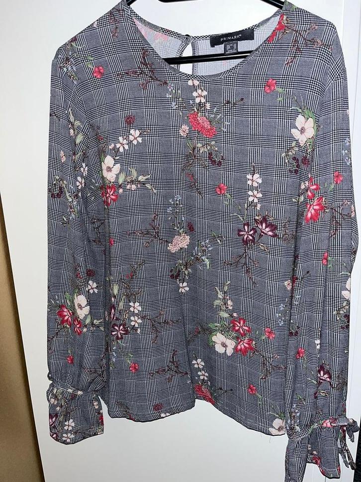 Primark geruite top met bloemen maat 48, Kleding | Dames, Grote Maten, Zo goed als nieuw, Shirt of Top, Overige kleuren, Ophalen of Verzenden