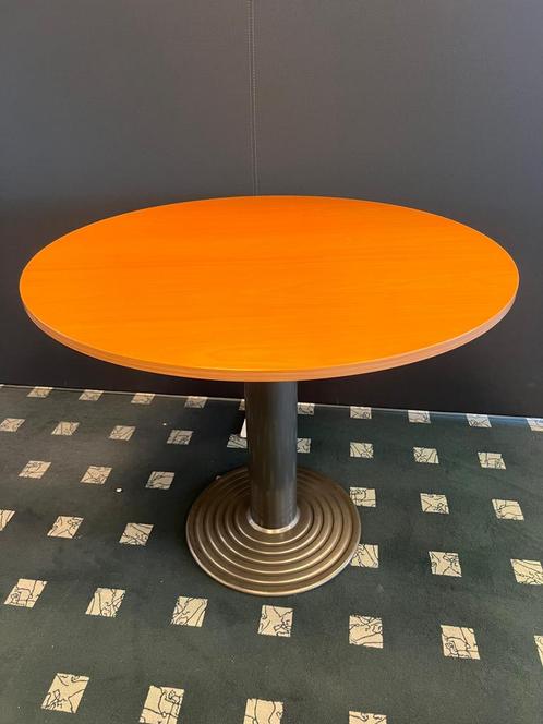 Mooie ronde tafel, Huis en Inrichting, Tafels | Statafels, Zo goed als nieuw, Ophalen