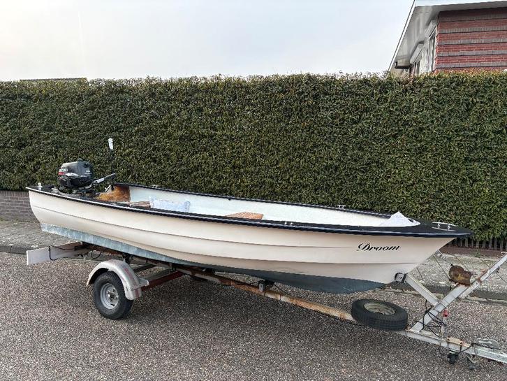 Motorboot op trailer + Suzuki 6pk, Watersport en Boten, Bootonderdelen, Gebruikt, Motor en Techniek, Motorboot, Ophalen