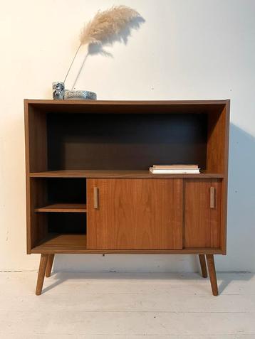 Vintage Houten Kastje met Schuifdeuren - Deens - Mid-century beschikbaar voor biedingen