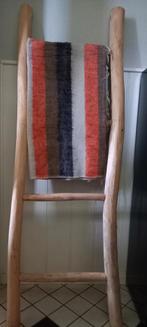 Robuuste massief houten decoratie-/ handdoeken ladder, Ophalen, Zo goed als nieuw