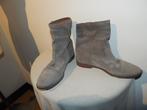Isabel Marant casual suede laarzen grijs tint nette staat 39, Isabel Marant, Verzenden, Lage of Enkellaarzen, Grijs
