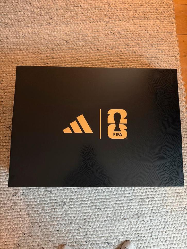 Adidas FIFA World Cup Mini Ballen Set - Historisch, Verzamelen, Sportartikelen en Voetbal, Nieuw, Overige typen, Overige sporten