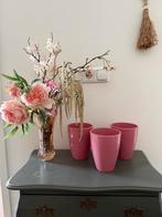 Roze bloemenvazen, Overige kleuren, Aardewerk of Porselein, Ophalen of Verzenden, Zo goed als nieuw