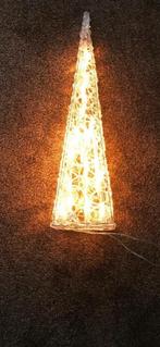 Acryl LED Piramide met heldere LED lampjes, sfeerverlichting, Zo goed als nieuw, Verzenden