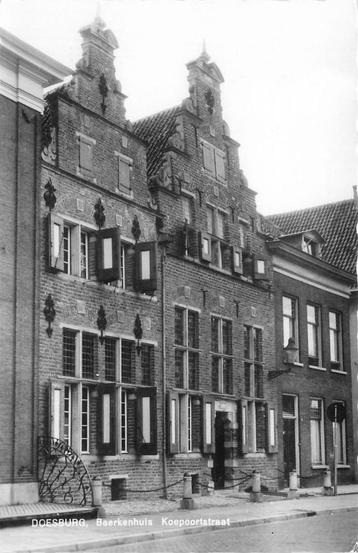 (387-250-013) Doesburg Baerkenhuis Koepoortstraat beschikbaar voor biedingen