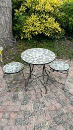Tuin set 2 stoelen & tafeltje : steen& gietijzer, Ophalen, Zo goed als nieuw, Overige materialen