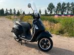 Vespa GTS Super 300 | 2017 | 8600 KM | Motor | Motorscooter, Ophalen, Gebruikt