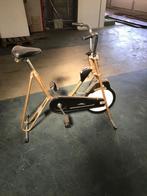 Hometrainer, 735 km. op teller, Sport en Fitness, Ophalen, Gebruikt