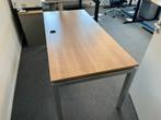 2x In Hoogte Verstelbaar Bureau - Kabelgoot, Ophalen of Verzenden, In hoogte verstelbaar, Gebruikt, Bureau