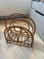 Tijdschriftenbak rotan, Huis en Inrichting, Woonaccessoires | Krantenbakken en Lectuurbakken, Ophalen of Verzenden, Gebruikt