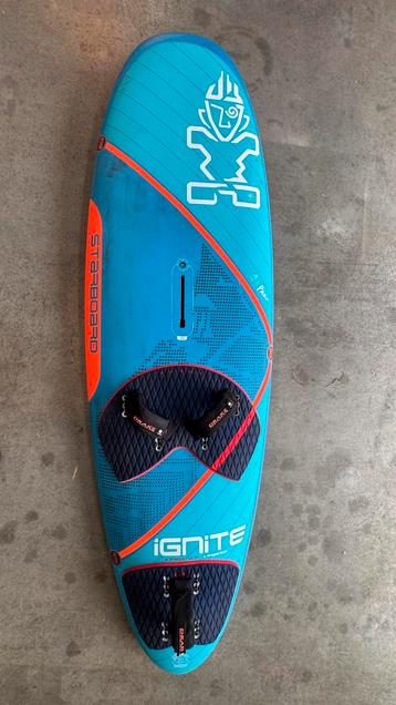 Starboard Ignite 103 Windsurfplank beschikbaar voor biedingen