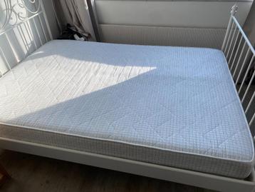 wit bedframe ikea (incl lattenbodem excl matras) - afbeelding 2