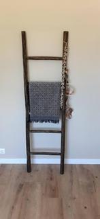 Decoratieve ladder, Ophalen, Zo goed als nieuw