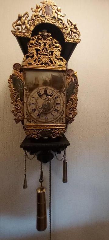  stoelklok beschikbaar voor biedingen