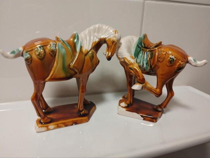 Oud chinees Tang dynastie majolica paarden, Antiek en Kunst, Antiek | Keramiek en Aardewerk, Ophalen of Verzenden