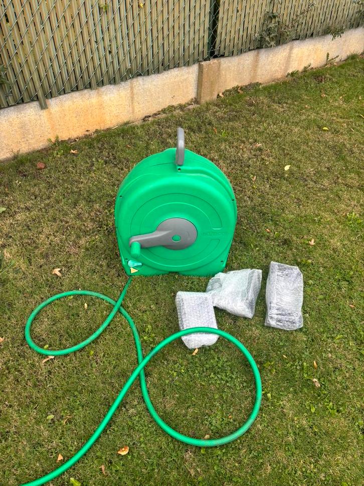 Tuinslang op haspel 32m Hozelock, Tuin en Terras, Tuinslangen, Gebruikt, Tuinslang, Ophalen of Verzenden